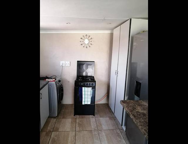 1 BEDROOM PROPERTY TO RENT IN HOMESTEAD